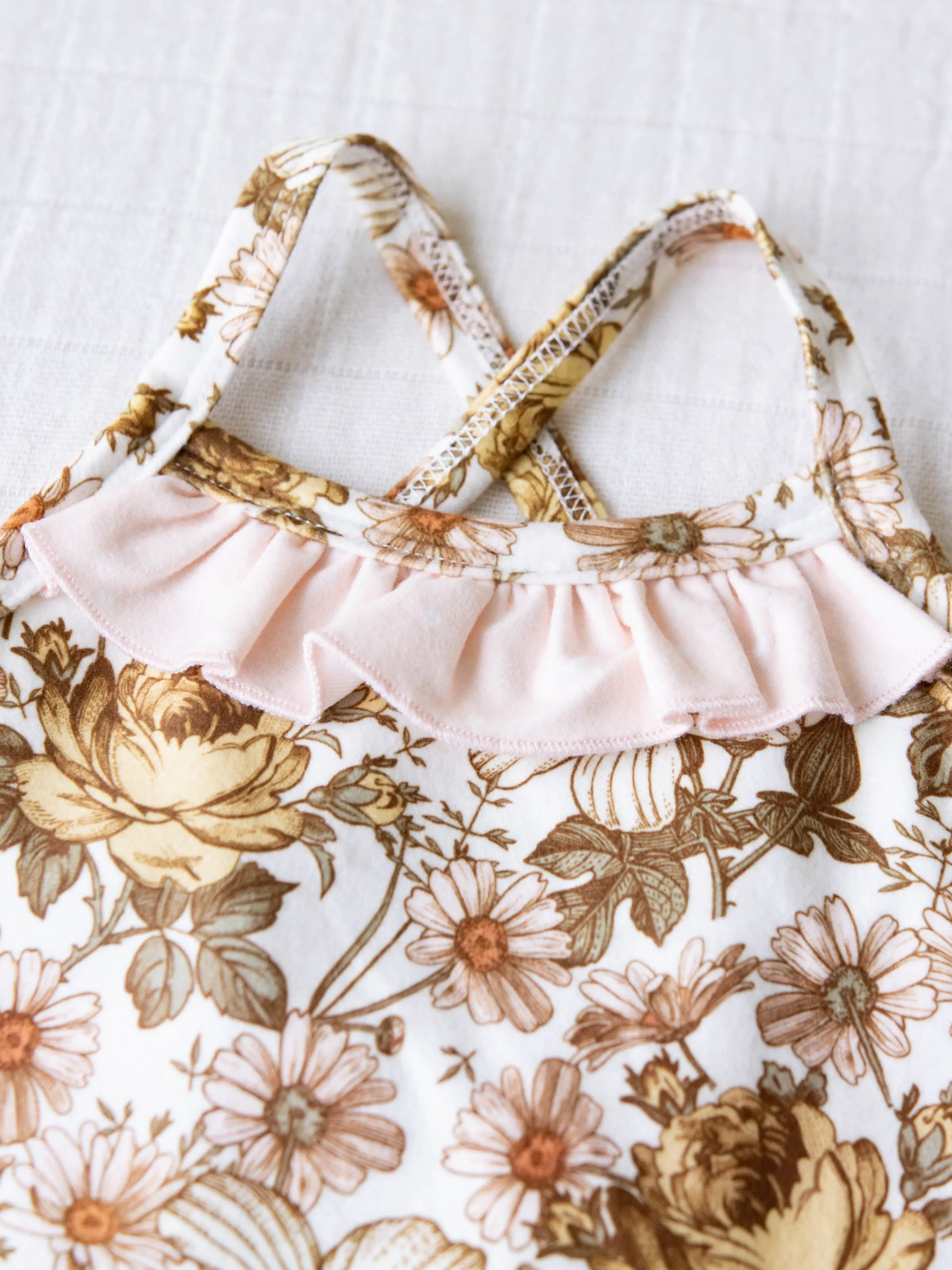 Cami Essential Set - Golden Blooms