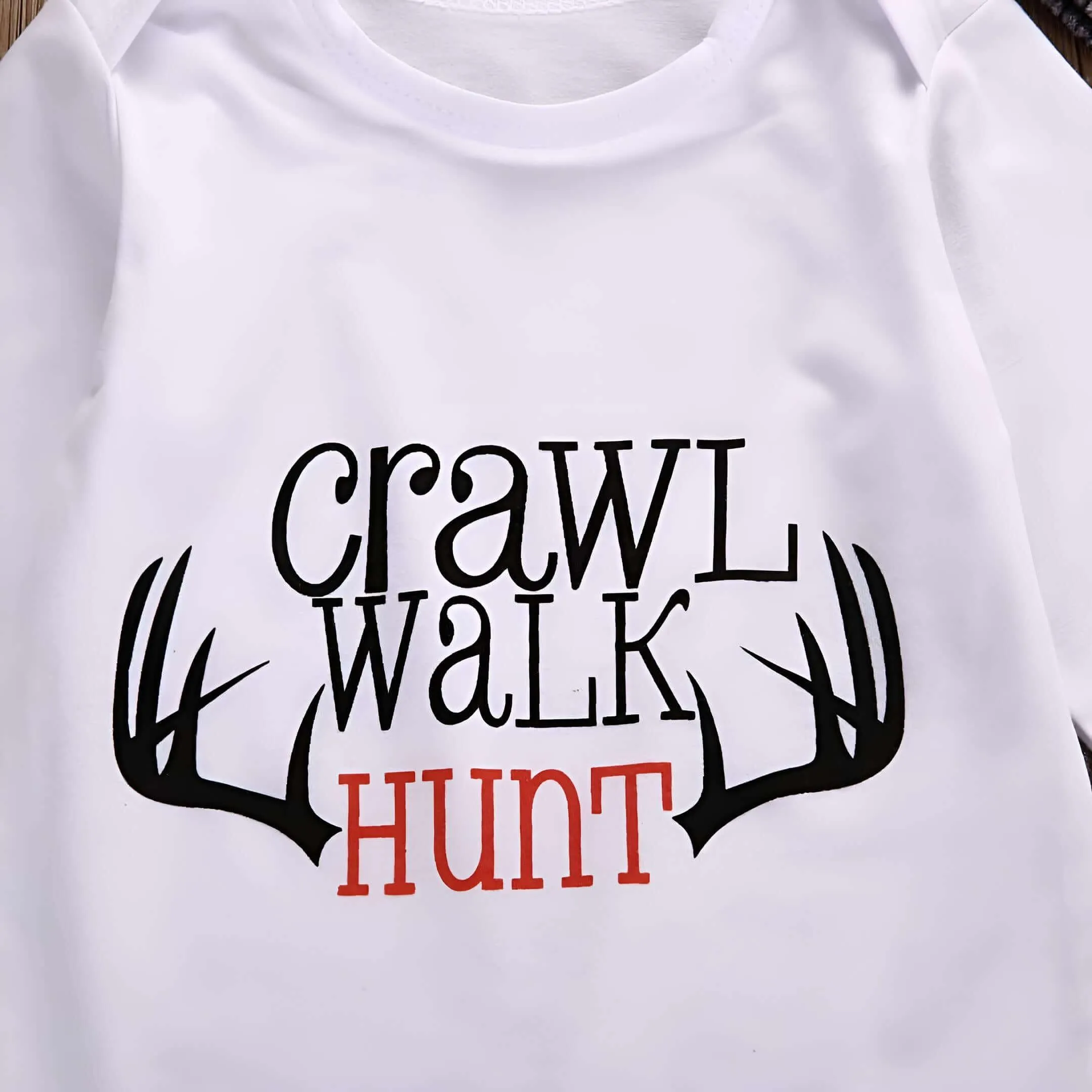 Crawl Walk Hunt Bodysuit   Leaf Pants   Hat Casual Set