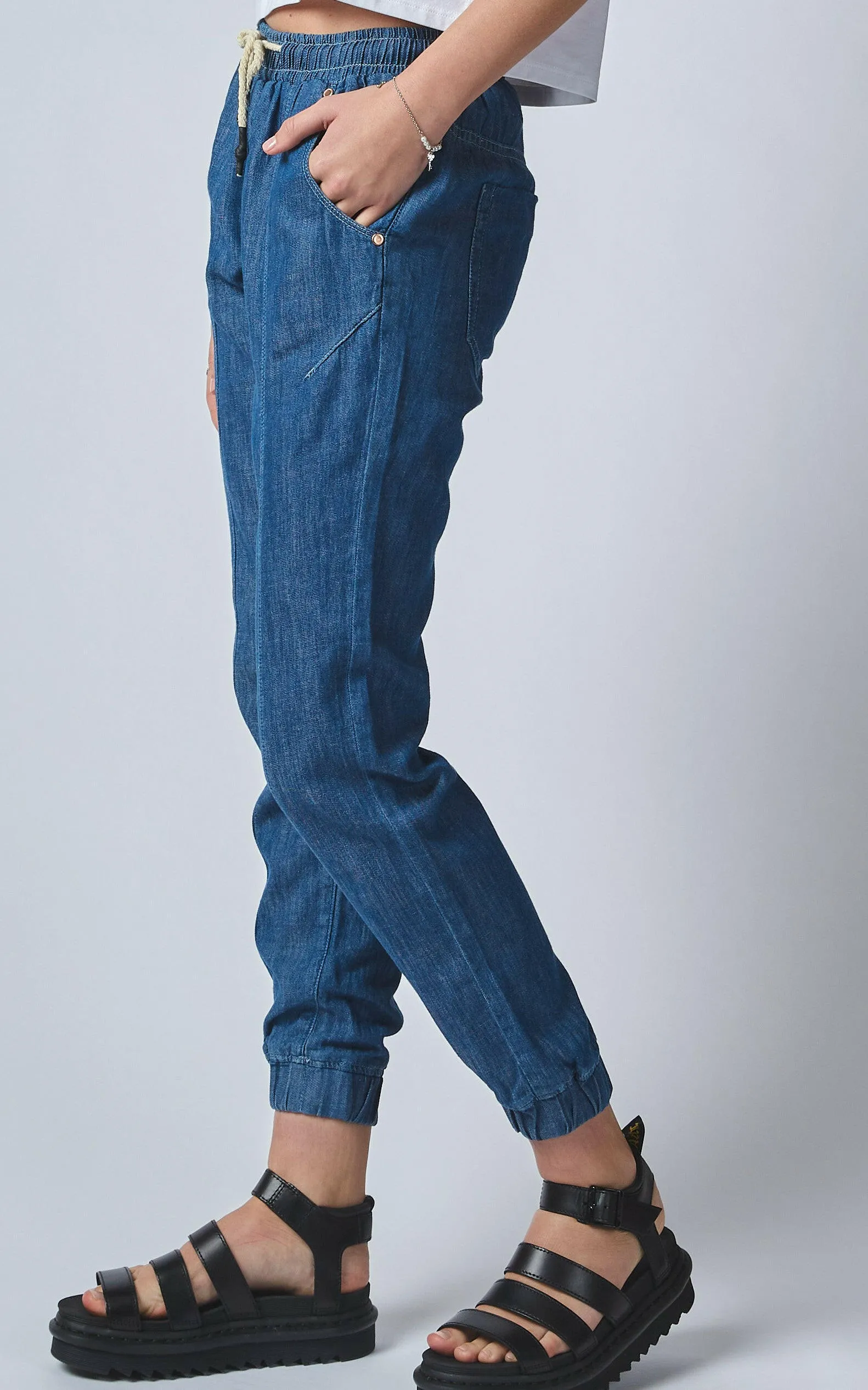 Lounger Blur Blue Linen Denim Jeans