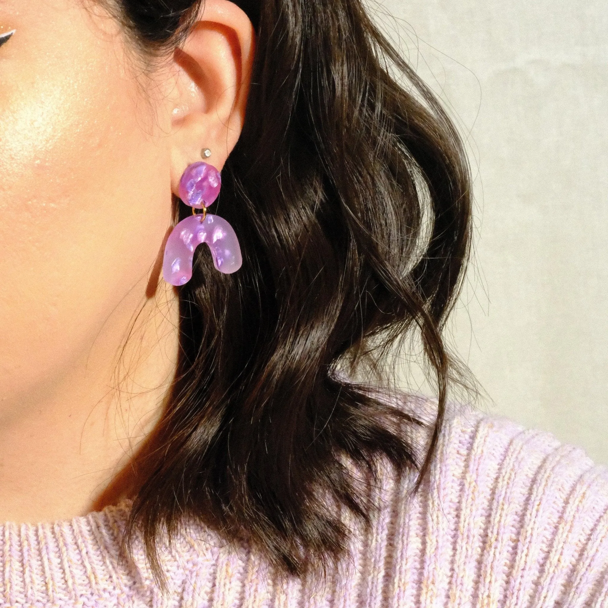 Mini Arch Earrings Petals Collection - Purple Haze